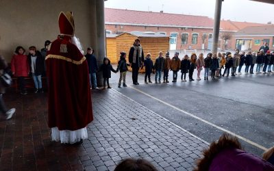 Saint Nicolas en visite à l’école maternelle